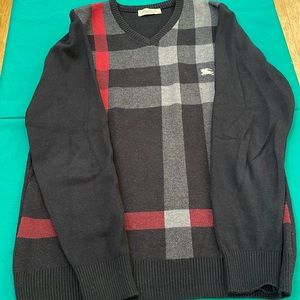 Burberry Sweater for men/women